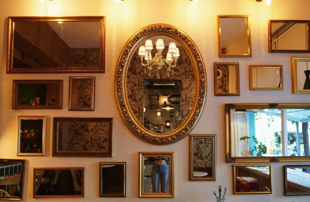 Decorative mirrors